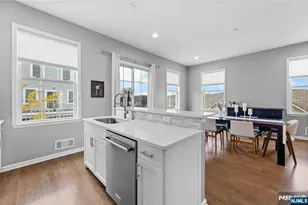 289 Bradley Dr, Wood Ridge, NJ 07075 - Photo 19