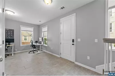 289 Bradley Drive, Wood Ridge, NJ 07075 - Photo 7