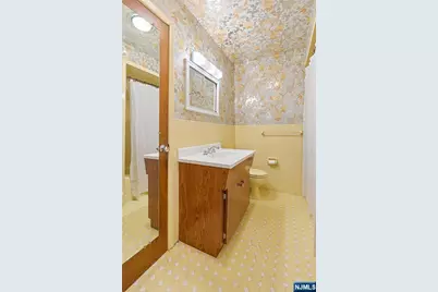 193 New York Avenue, Dumont, NJ 07628 - Photo 13