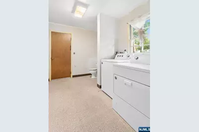 193 New York Avenue, Dumont, NJ 07628 - Photo 21