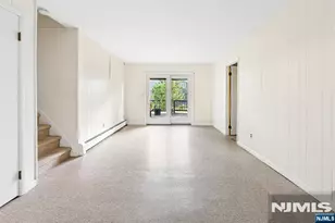 193 New York Ave, Dumont, NJ 07628 - Photo 19