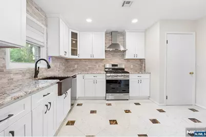 193 New York Avenue, Dumont, NJ 07628 - Photo 9