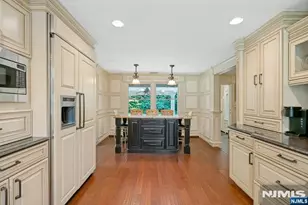 85 Vanderbeck Ln, Mahwah, NJ 07430 - Photo 11