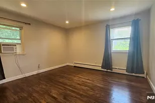 1628 Valley Street 2C, Fort Lee, NJ 07024 - Photo 5
