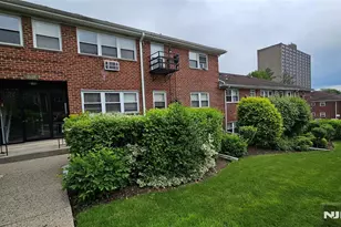 1628 Valley Street 2C, Fort Lee, NJ 07024 - Photo 9