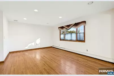 40-12 Kilada Court, Fair Lawn, NJ 07410 - Photo 11