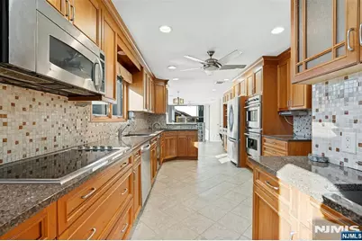 40-12 Kilada Court, Fair Lawn, NJ 07410 - Photo 15