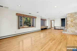 40-12 Kilada Ct, Fair Lawn, NJ 07410 - Photo 9