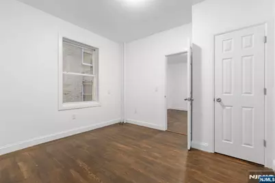 137 Kensington Avenue 504 #504, Jersey City, NJ 07304 - Photo 11