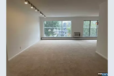 275 Hoym Street 5E #5E, Fort Lee, NJ 07024 - Photo 1