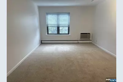 275 Hoym Street 5E #5E, Fort Lee, NJ 07024 - Photo 5