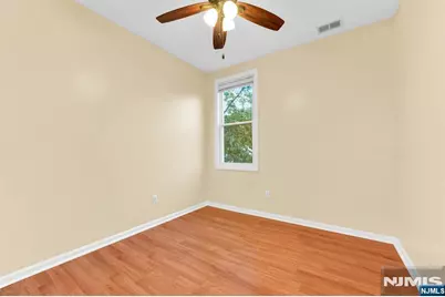197 Westervelt Avenue 3 #3, Hawthorne, NJ 07506 - Photo 7