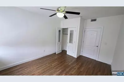 292 Stuyvesant Avenue 290 #290, Lyndhurst Township, NJ 07071 - Photo 15