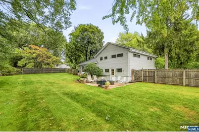 46 Standish Road, Hillsdale, NJ 07642 - Photo 5