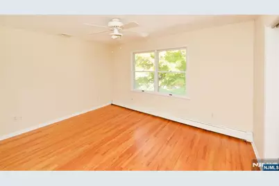 256 Washington Avenue, Dumont, NJ 07628 - Photo 17