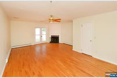 256 Washington Avenue, Dumont, NJ 07628 - Photo 9