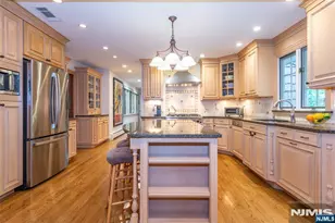 16 Plymouth Dr, Upper Saddle River, NJ 07458 - Photo 9