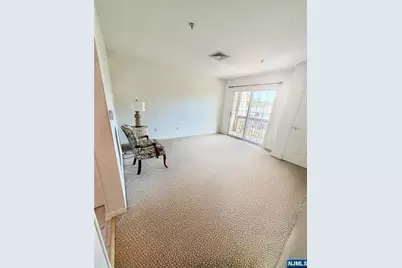 132 Cannella Way 132 #132, Riverdale, NJ 07457 - Photo 11