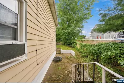117 Hackensack Avenue, Ridgefield Park, NJ 07660 - Photo 35