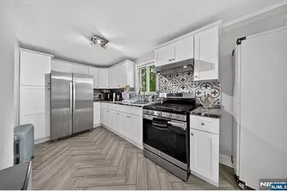 117 Hackensack Avenue, Ridgefield Park, NJ 07660 - Photo 25