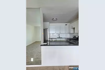 1203 River Road 15G #15G, Edgewater, NJ 07020 - Photo 3
