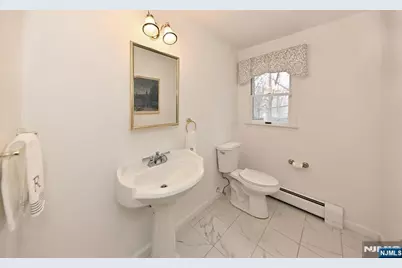513 Lydia Lane, Wyckoff Township, NJ 07481 - Photo 17