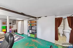 15 Laurel St, Ridgefield Park, NJ 07660 - Photo 41