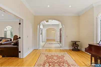 1 Dimmig Court, Upper Saddle River, NJ 07458 - Photo 5