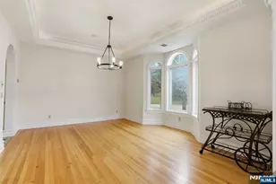 1 Dimmig Ct, Upper Saddle River, NJ 07458 - Photo 7