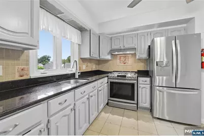 249 Bergen Avenue, Kearny, NJ 07032 - Photo 13