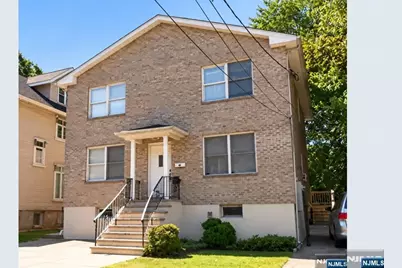 218 Warren Avenue 1st Fl #1ST FL, Fort Lee, NJ 07024 - Photo 1