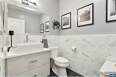 209 Wayne Avenue A #A, Cliffside Park, NJ 07010 - Photo 21