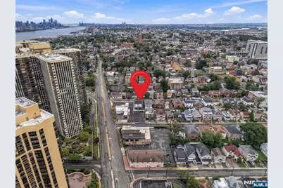 209 Wayne Avenue A #A, Cliffside Park, NJ 07010 - Photo 43