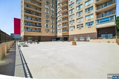 2150 Center Avenue 18A #18A, Fort Lee, NJ 07024 - Photo 41