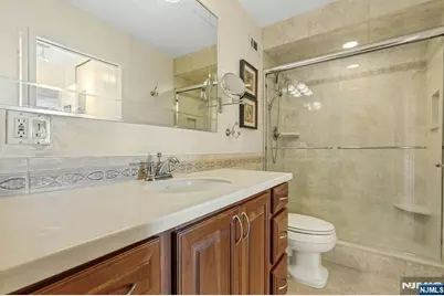 2150 Center Avenue 18A #18A, Fort Lee, NJ 07024 - Photo 25