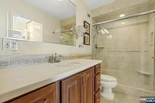 2150 Center Ave 18A, Fort Lee, NJ 07024 - Photo 25