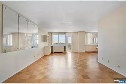 2150 Center Avenue 18A #18A, Fort Lee, NJ 07024 - Photo 7