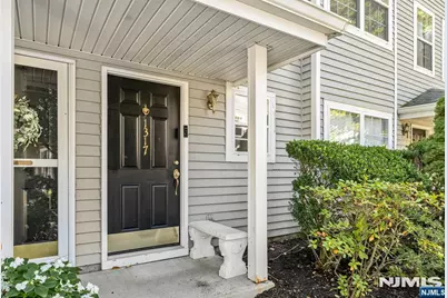 1317 Paddington 1317 #1317, Mahwah, NJ 07430 - Photo 3