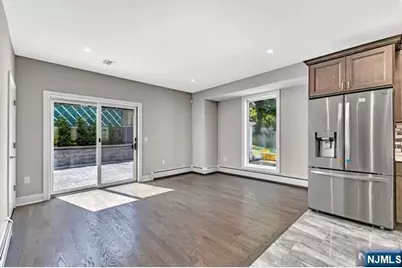 420 Glen Avenue A #A, Palisades Park, NJ 07650 - Photo 9
