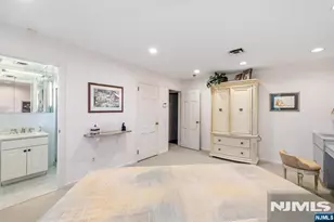 11 Merritt Dr, Oradell, NJ 07649 - Photo 27