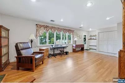 297 Gramercy Place, Glen Rock, NJ 07452 - Photo 7