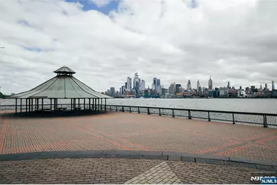 2 Paterson Avenue 2B #2B, Hoboken, NJ 07030 - Photo 35
