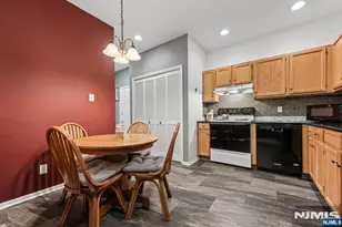 9225 Richmond Road 225, West Milford, NJ 07480 - Photo 9
