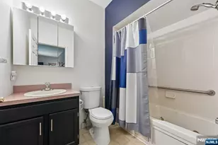 9225 Richmond Road 225, West Milford, NJ 07480 - Photo 15