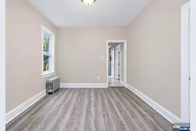 17 Arverne Terrace, Irvington, NJ 07111 - Photo 5