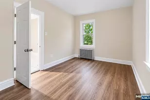 17 Arverne Terrace, Irvington, NJ 07111 - Photo 11
