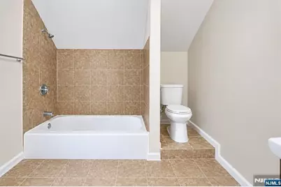 17 Arverne Terrace, Irvington, NJ 07111 - Photo 21