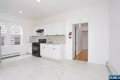 7 Farnham Avenue 1st Floor #1st Floor, Garfield, NJ 07026 - Photo 5