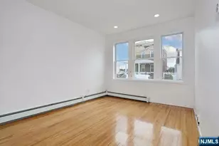 7 Farnham Ave 1st Floor, Garfield, NJ 07026 - Photo 9