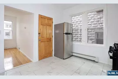 7 Farnham Avenue 1st Floor #1st Floor, Garfield, NJ 07026 - Photo 7